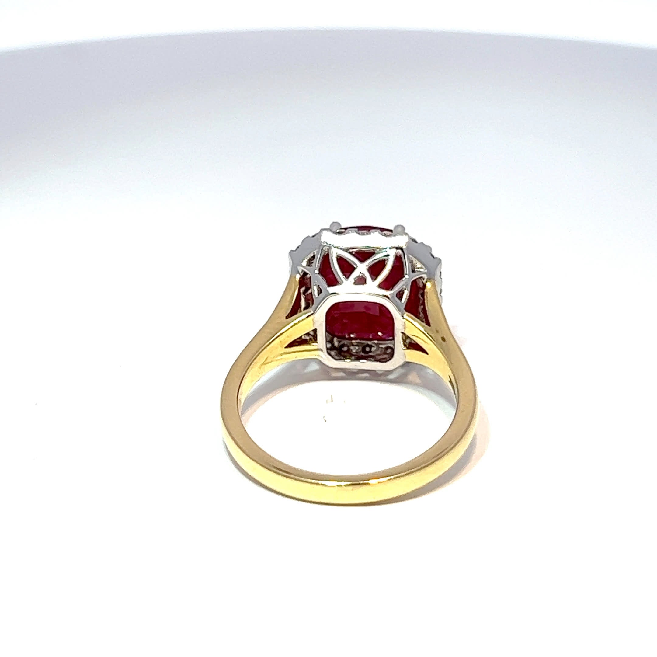 18ct Yellow Gold Ruby & Diamond Halo Ring