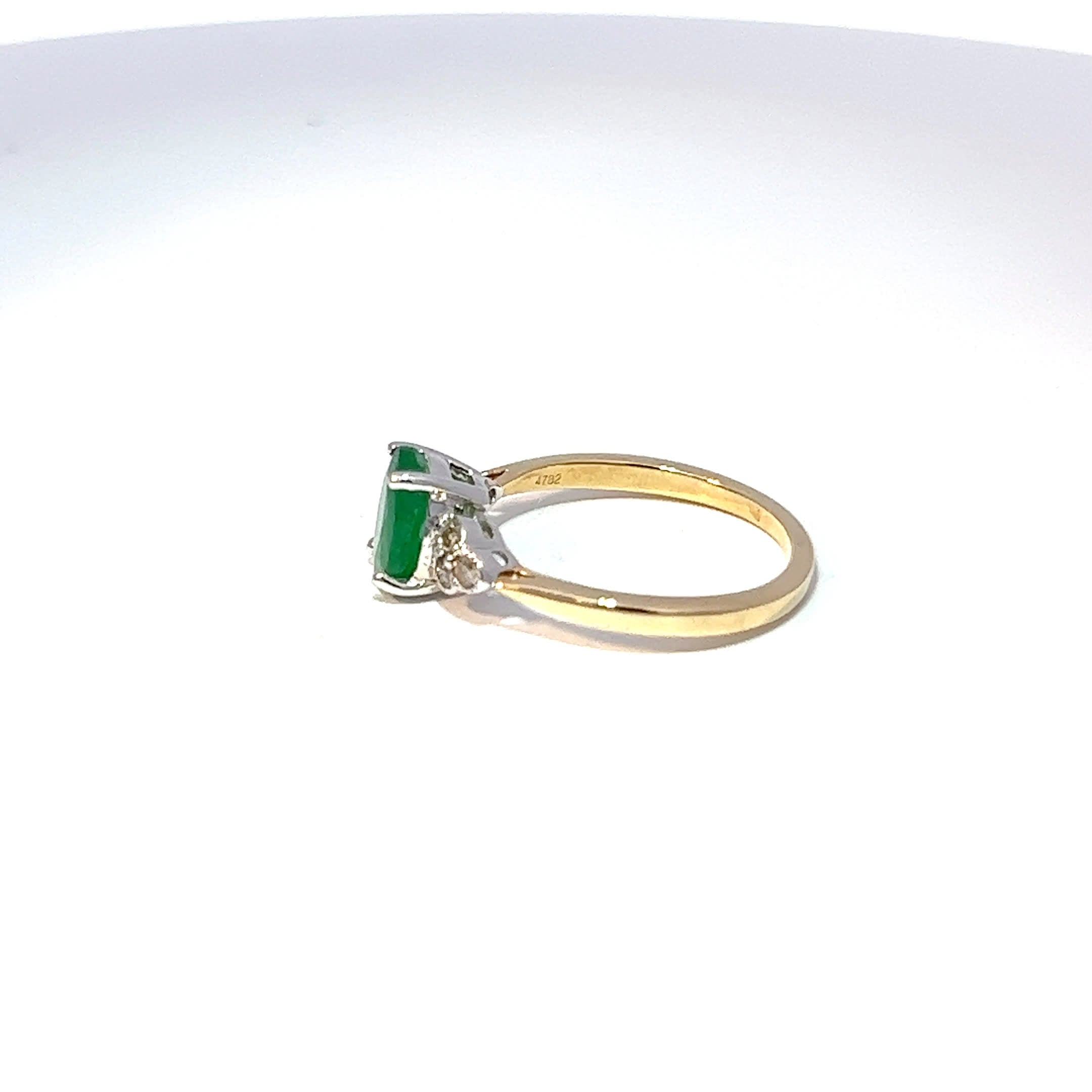 9ct Yellow Gold Emerald & Diamond Trefoil Ring
