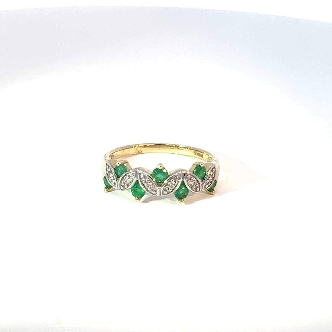 9ct Yellow Gold Emerald & Diamond Weave Band  