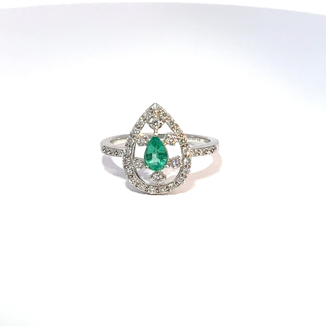 18ct White Gold Emerald & Diamond Dress Ring 