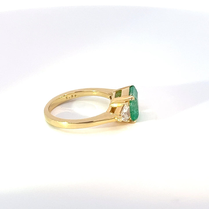 18ct Yellow Gold Emerald & Diamond Trilogy Ring