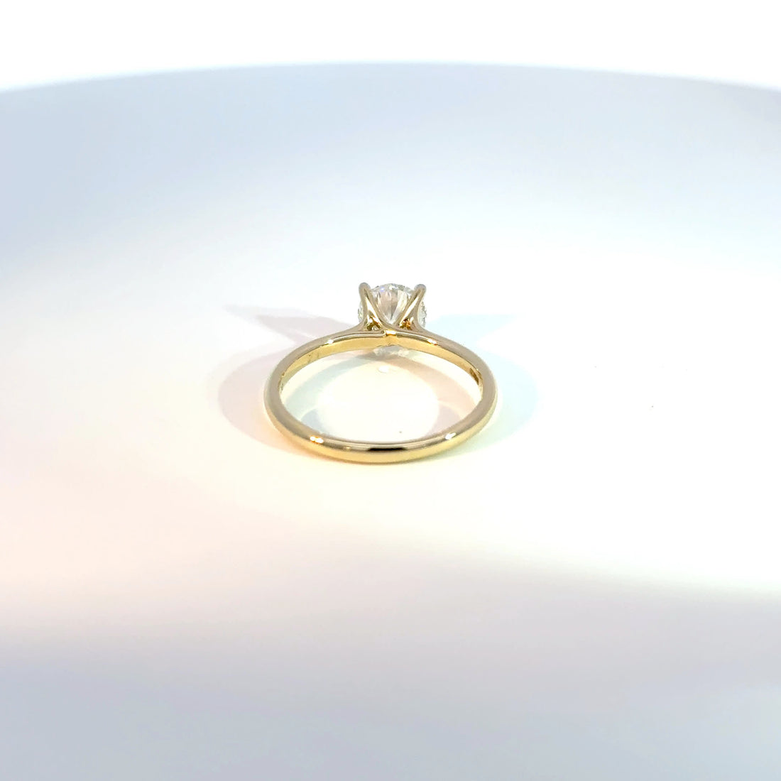 9ct Yellow Gold 1ct Round Lab Grown Diamond Solitaire