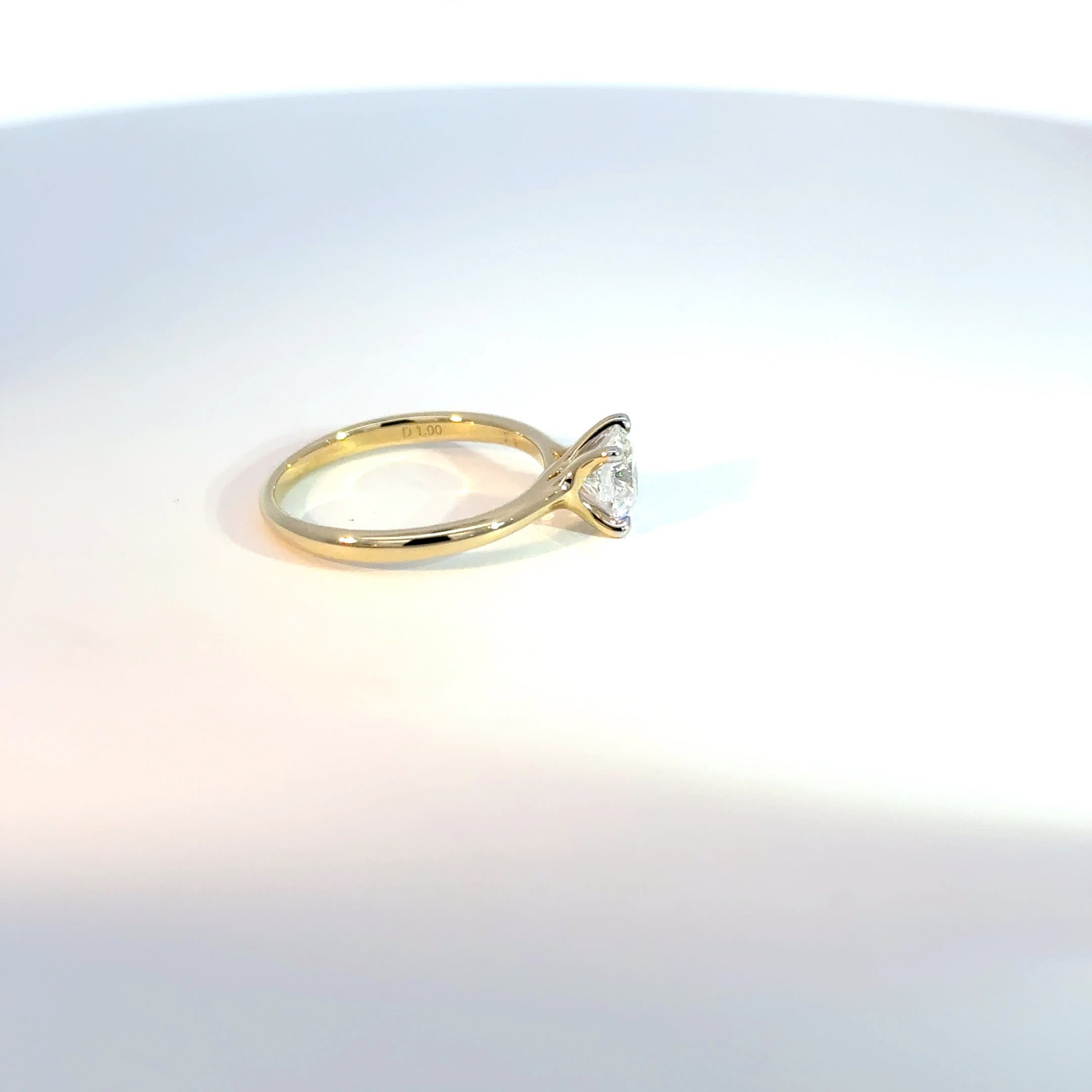 9ct Yellow Gold 1ct Round Lab Grown Diamond Solitaire