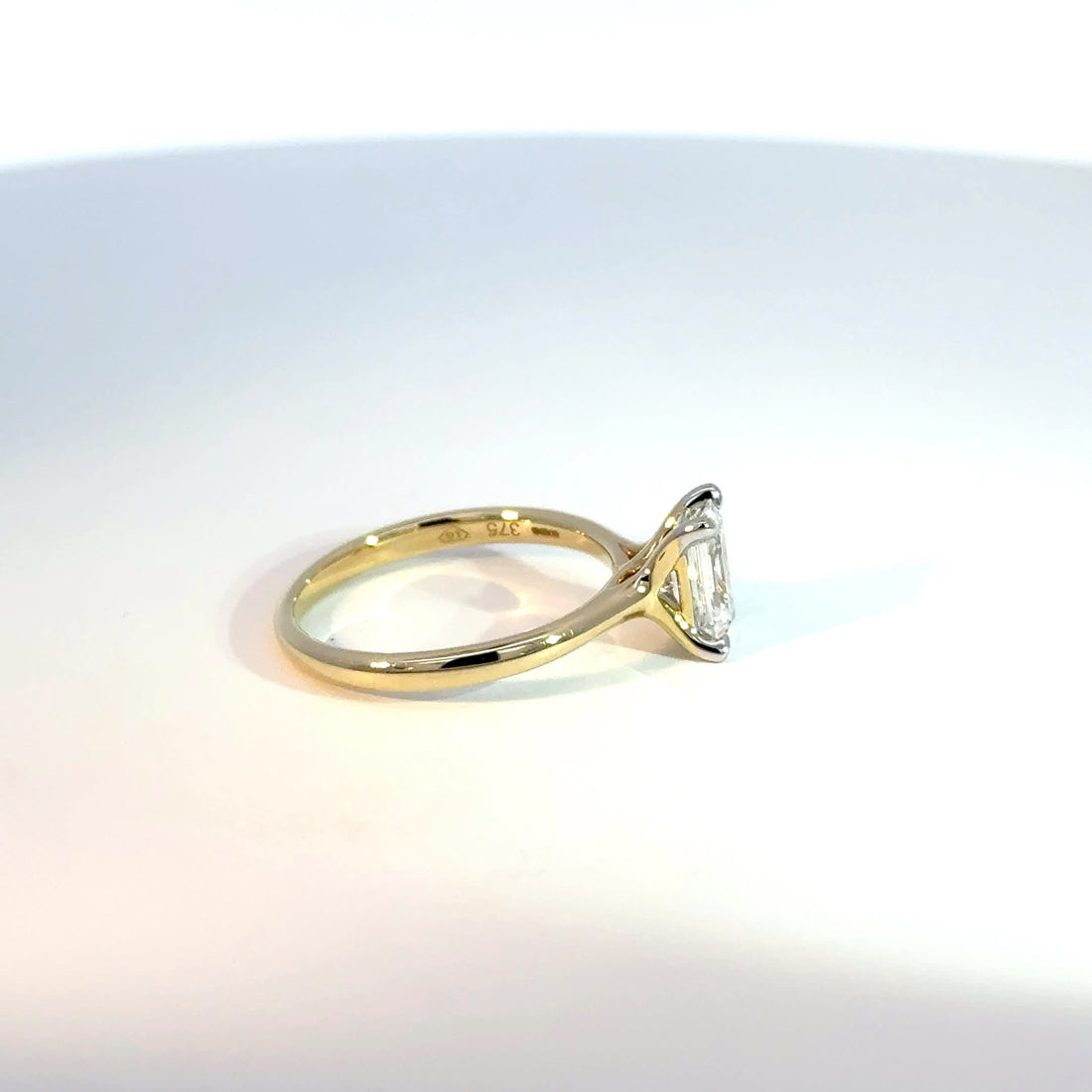 9ct Yellow Gold 1ct Emerald Cut Lab Grown Diamond Solitaire