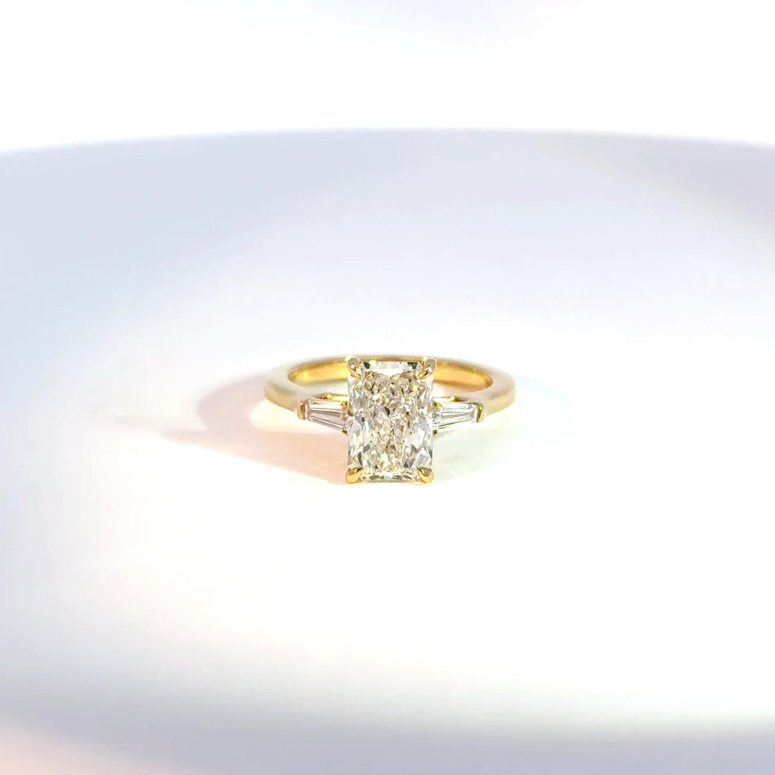 18ct Yellow Gold 2.5ctw Radiant Lab Diamond Trilogy Ring