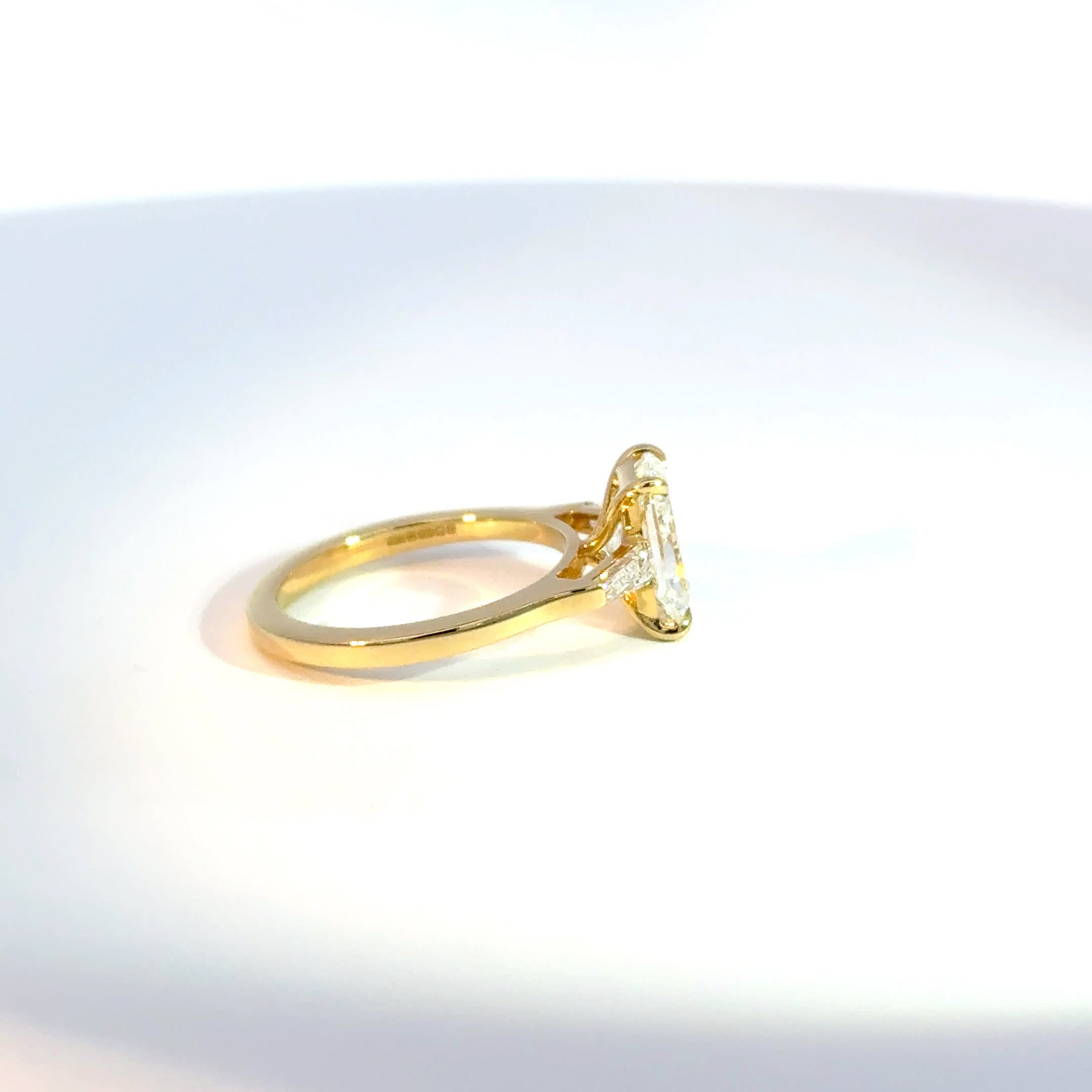 18ct Yellow Gold 2.5ctw Radiant Lab Diamond Trilogy Ring