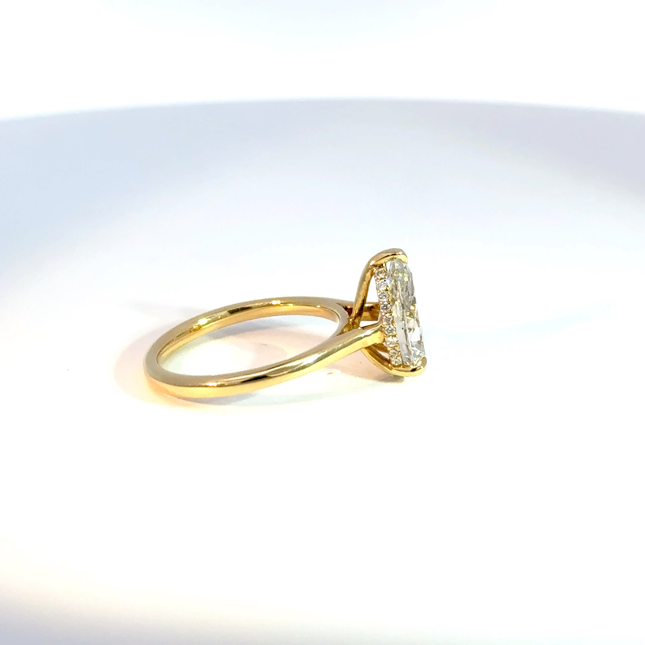 18ct Yellow Gold 2ct Pear Lab Diamond Solitaire