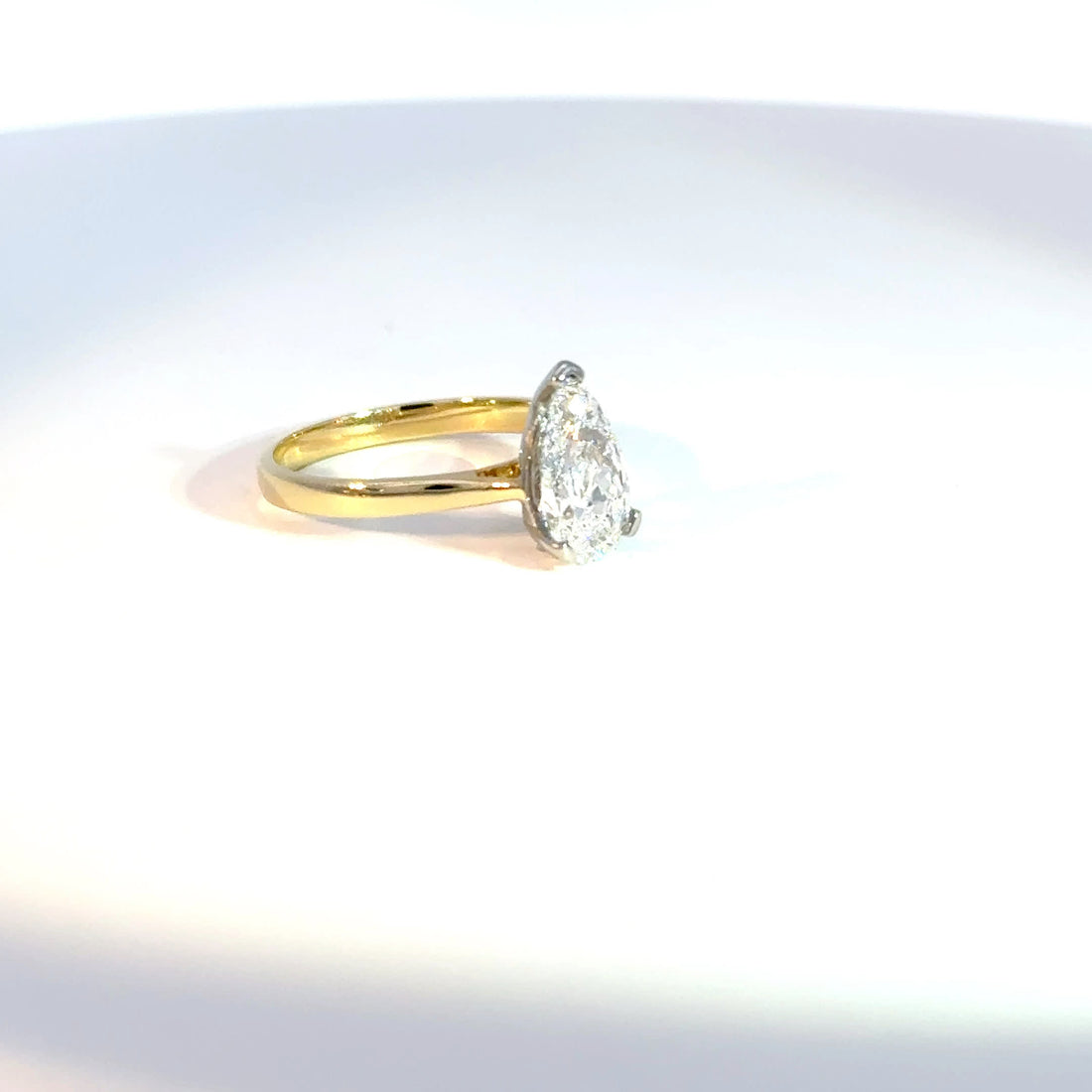 9ct Yellow Gold 1.54ct Pear Lab Dimaond Solitaire