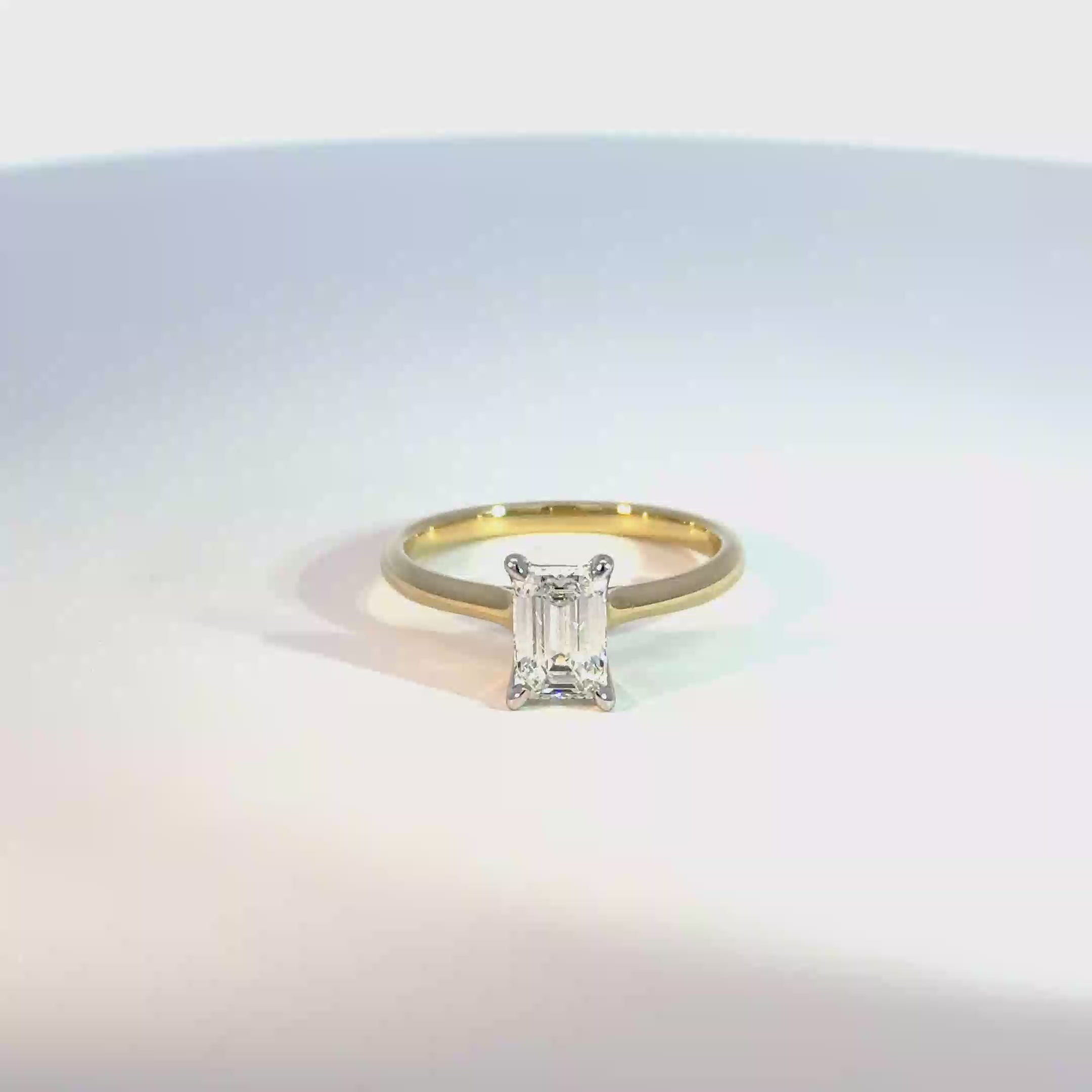 9ct Yellow Gold 1ct Emerald Cut Lab Grown Diamond Solitaire